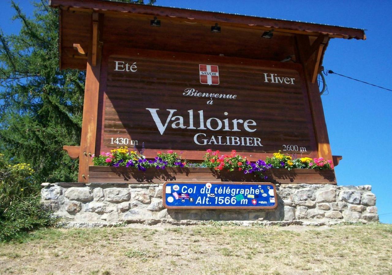 Résidence les chalets du Galibier Piscine Sauna Hammam WIFI Valloire Extérieur photo