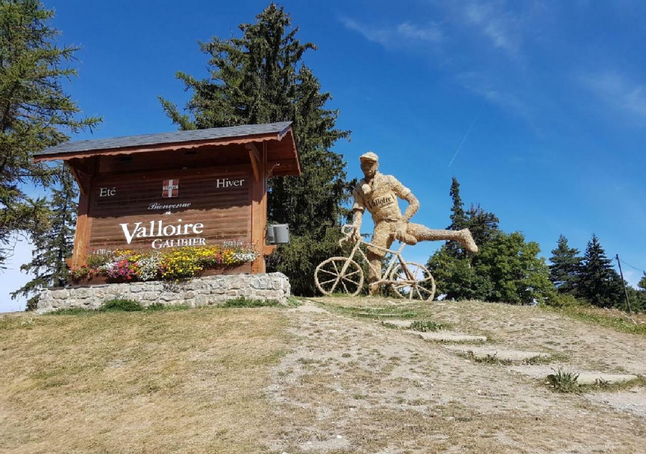 Résidence les chalets du Galibier Piscine Sauna Hammam WIFI Valloire Extérieur photo